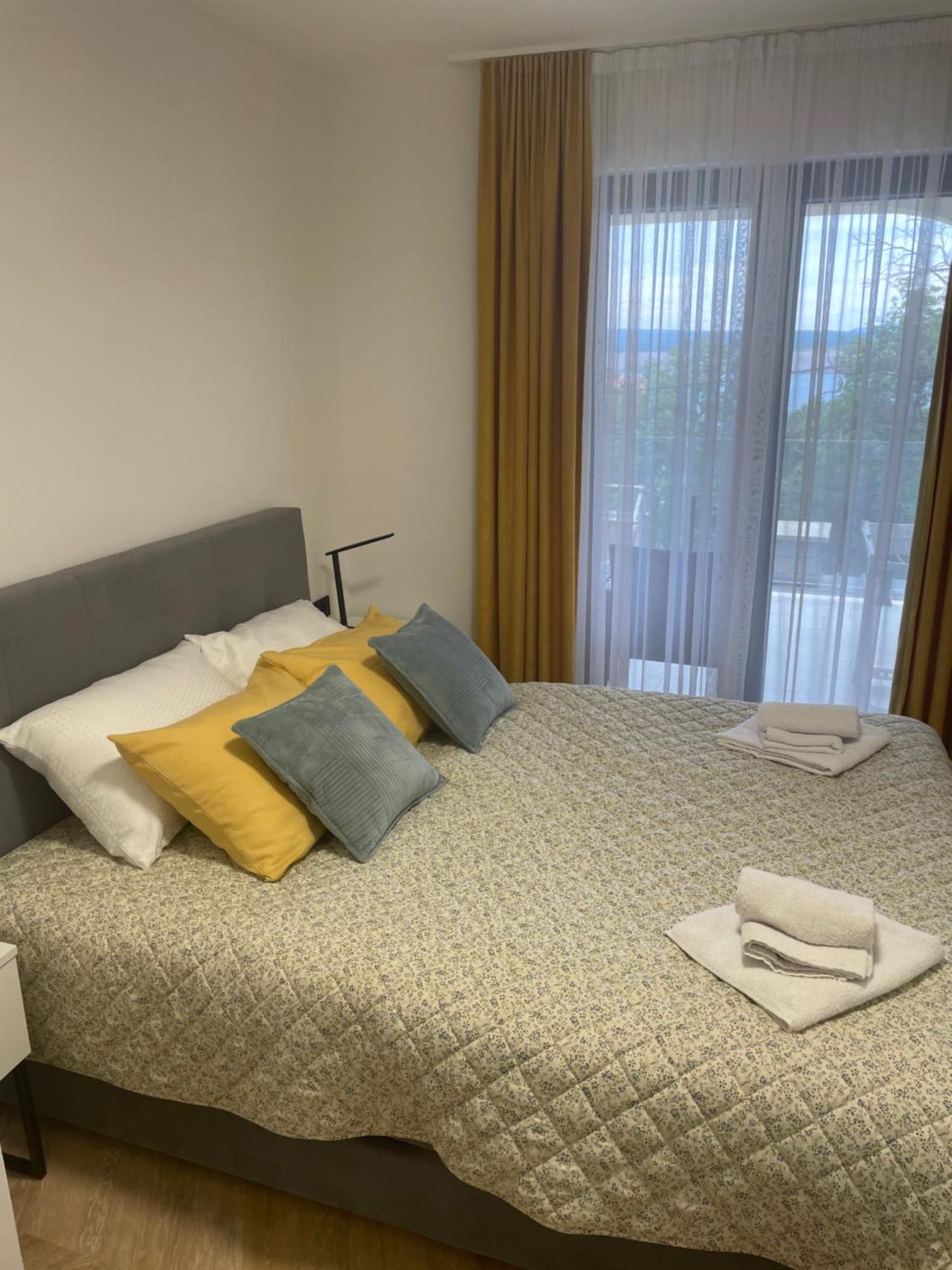 Appartments Sara Jadranovo Εξωτερικό φωτογραφία